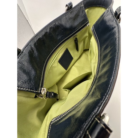 Coach Pleated Patent Leather East West Gallery Y2K tote bag, navy blue - Picture 6 of 13